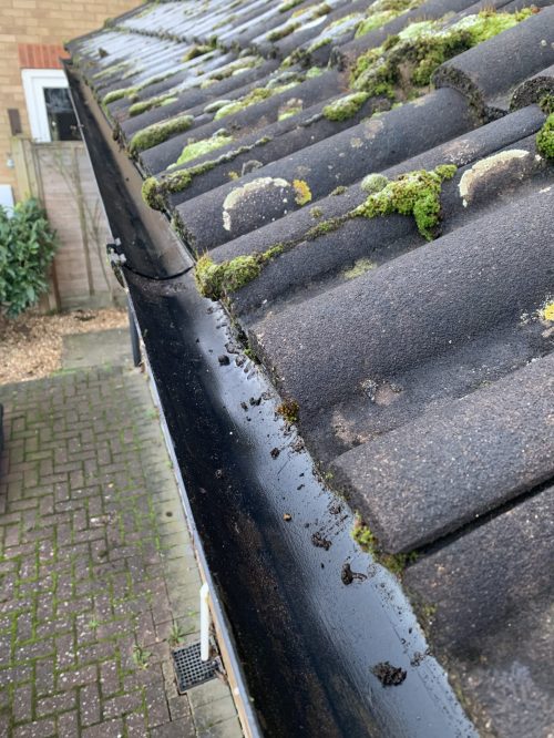 un-blocked gutters after cleaning